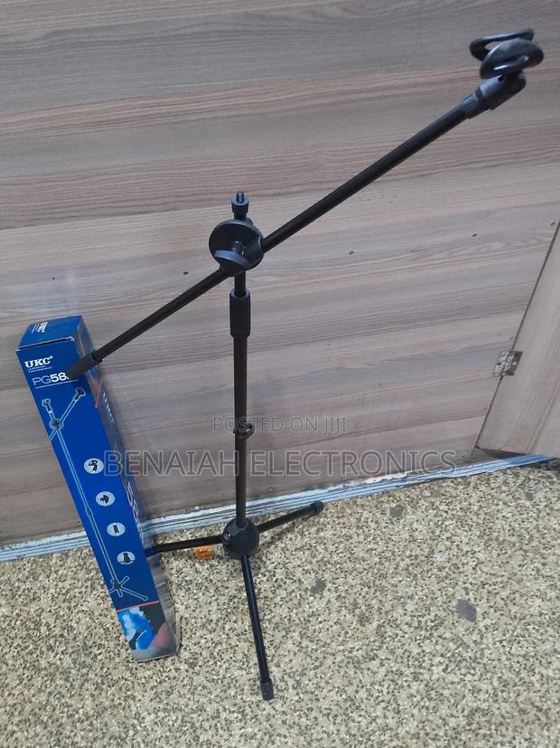 Ukc Pg58 Microphone Stand With Adjustable Knob - main view