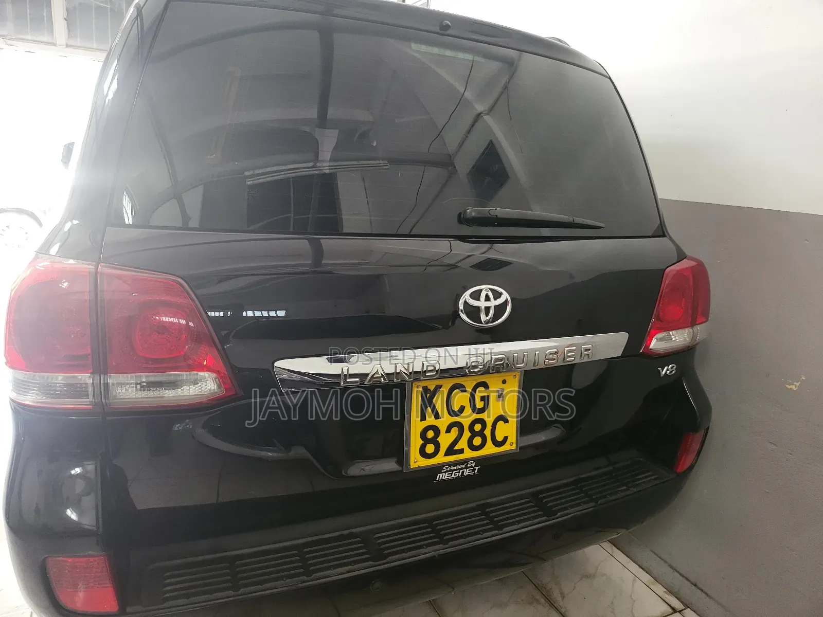 Toyota Land Cruiser 2010 Black