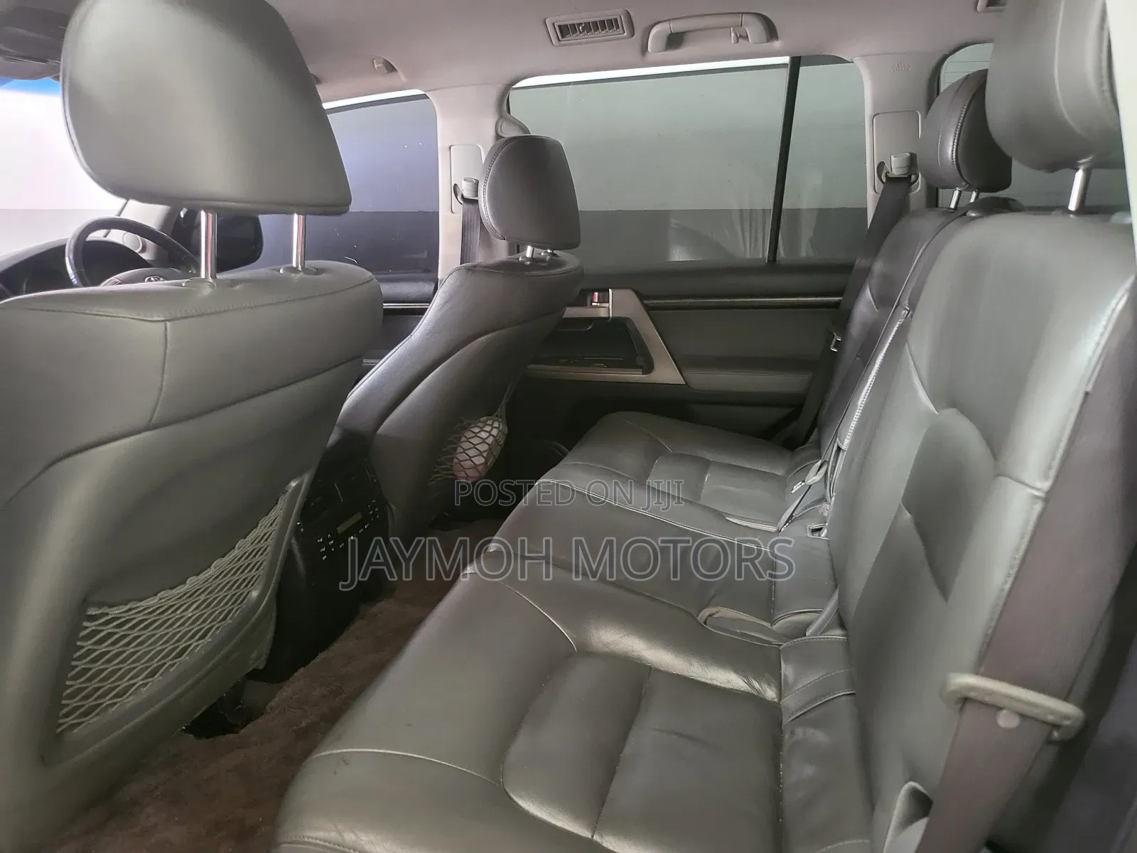 Toyota Land Cruiser 2010 Black