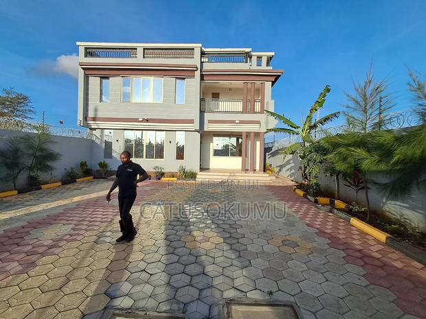 7bdrm Maisonette in Viraj Area for rent - main view