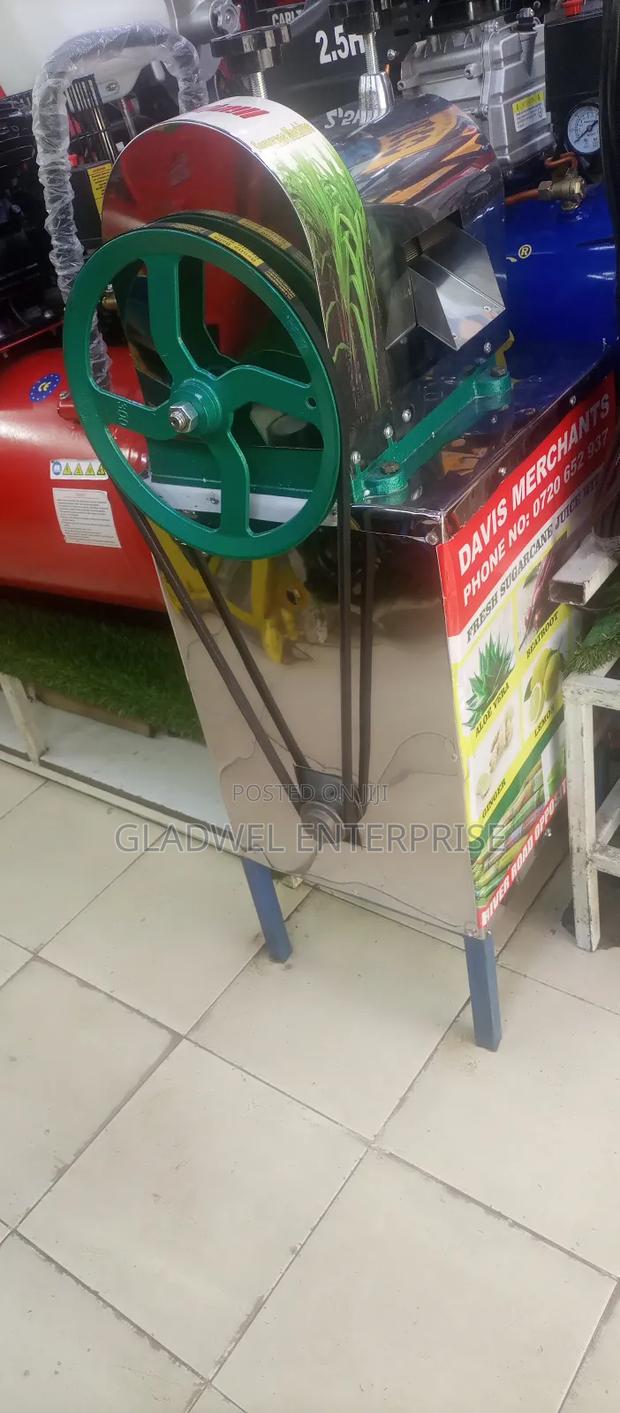 Commercial Sugarcane Juicer - main view