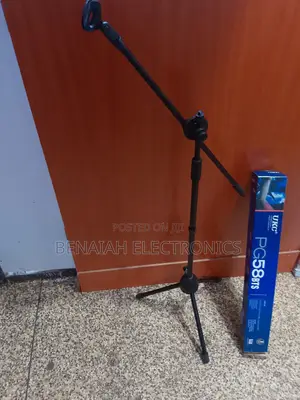 Microphone Stand.Dynamic Vocal Microphone Kit