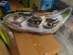 Head Lamp/Headlight Toyota Fielder/Axio New Model 2017