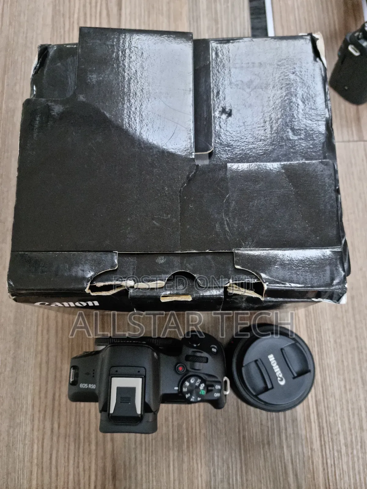 Canon EOS R50 Mirrorless Camera With 18-45mm Lens (Black)