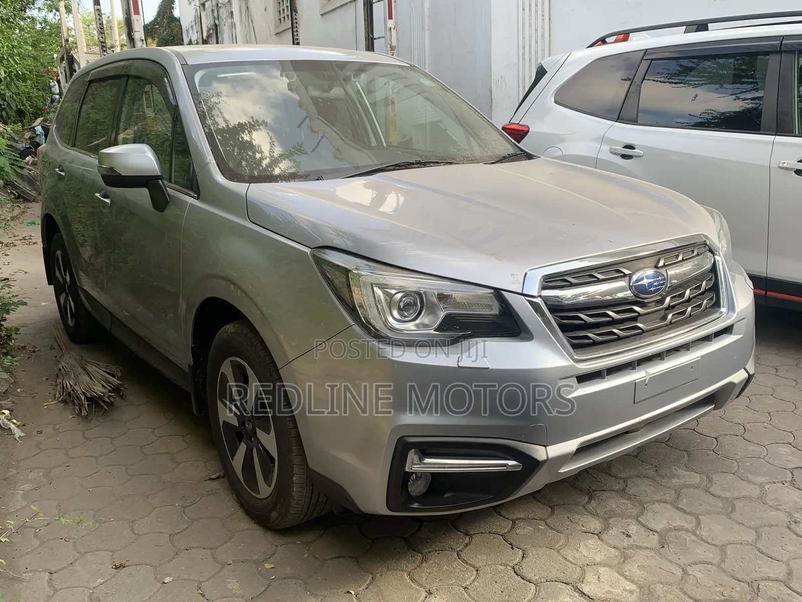 Subaru Forester 2.5i Touring AWD 2017 Gray