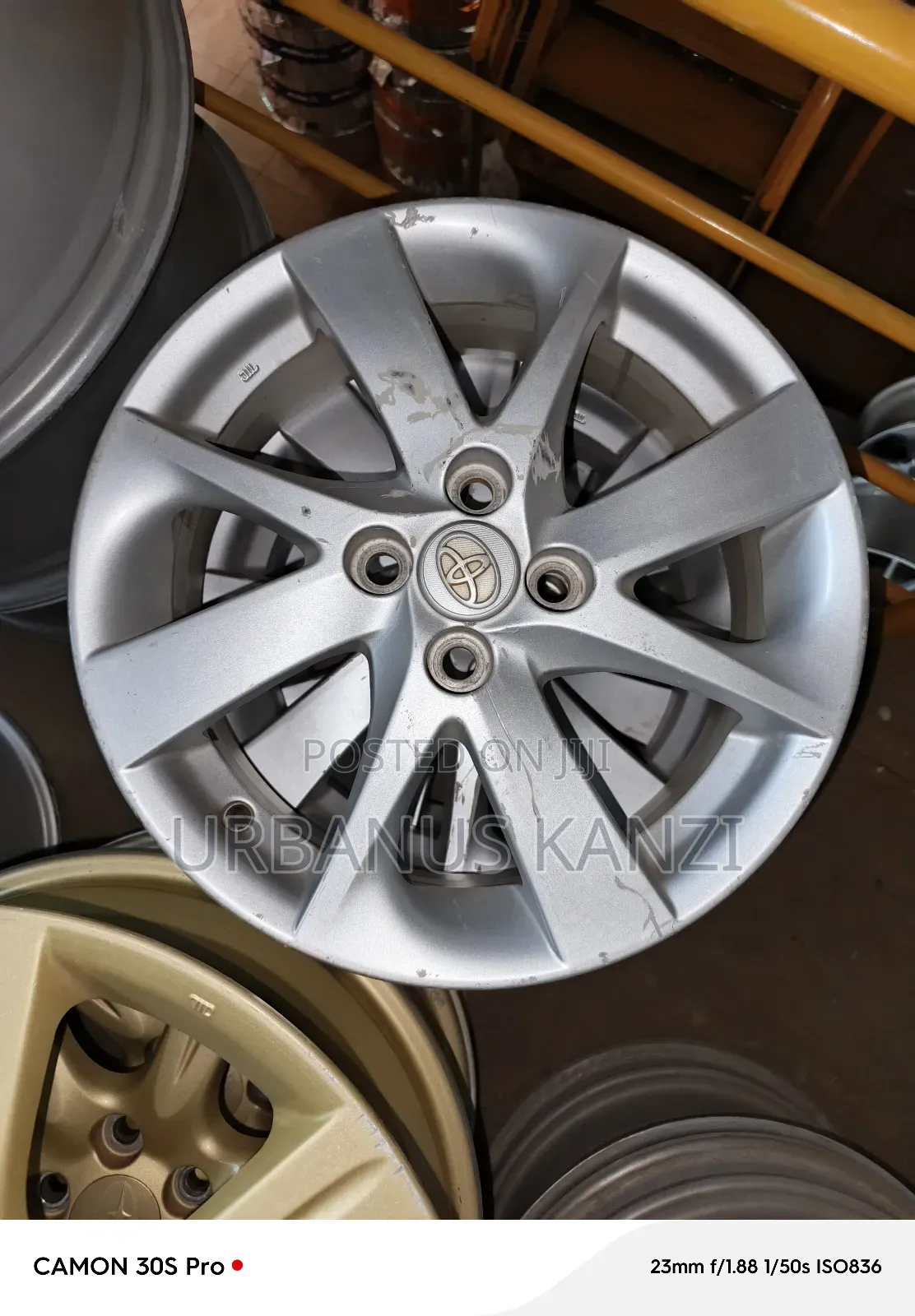 Size 16 Inches Toyota Ractis