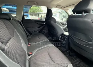 Subaru Forester 2.5i Limited AWD 2018 Green