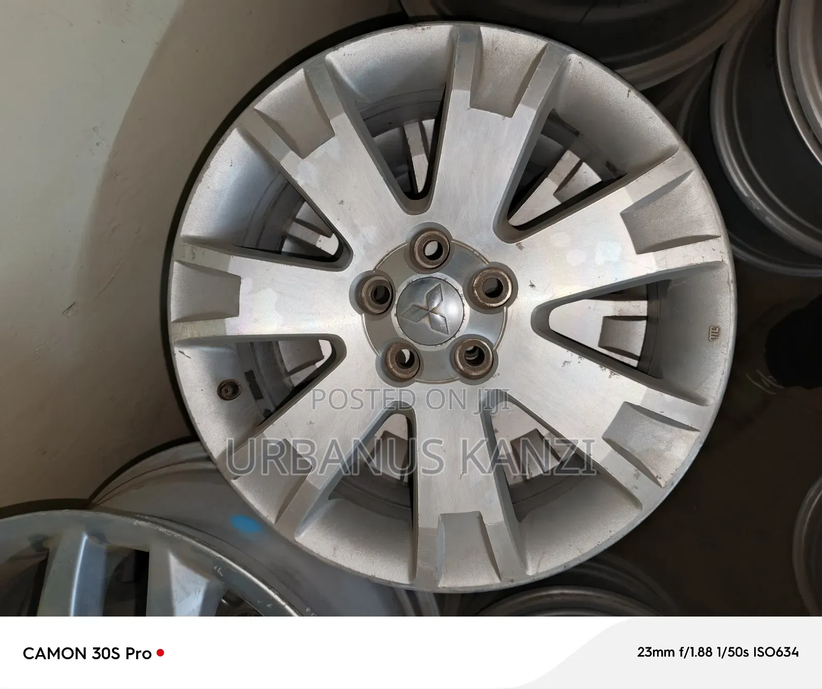 Size 18 Inches Mitsubishi Sport Rims