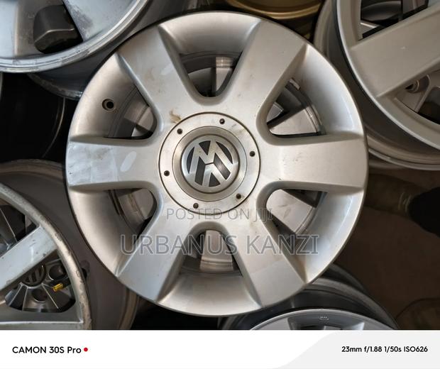 Size 16 Inches VW Sport Rims - main view