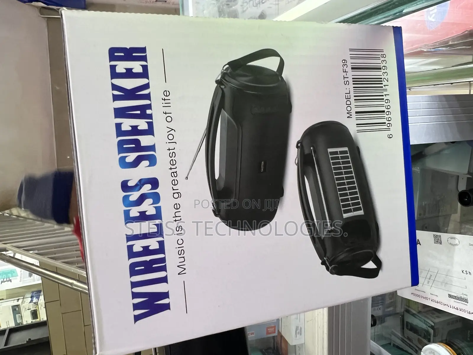 Caston Wireless Bt Speaker.