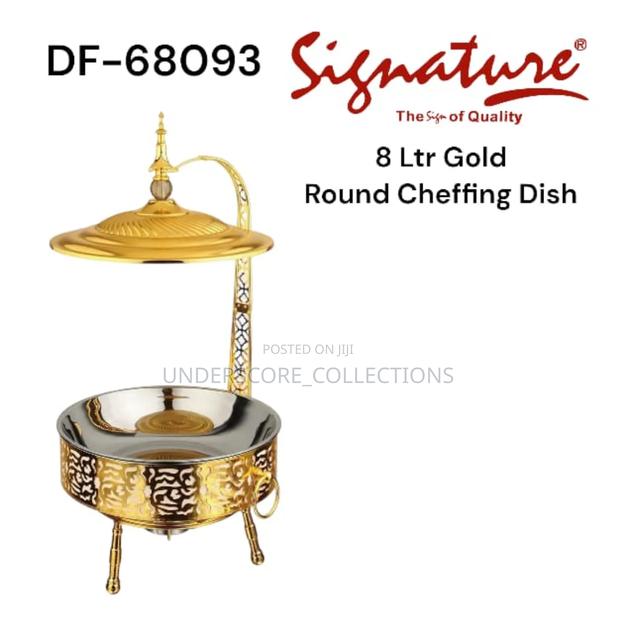 Fancy Gold Round Cheffing Dish. - main view