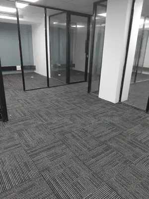 Workstation Carpet Tiles 1