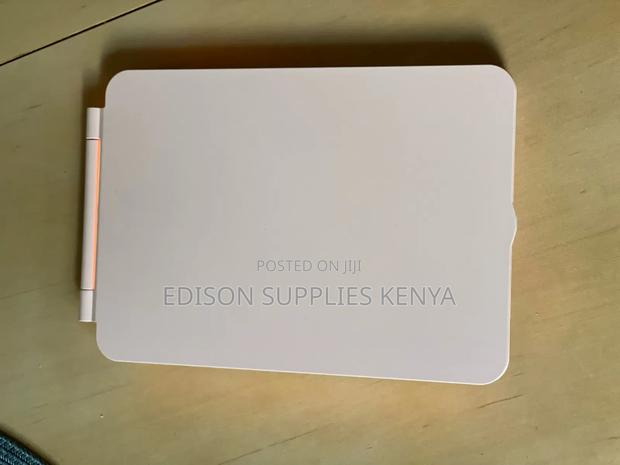 LED Mirror Rechargeable Tablet Mirror With LED Lights - thumbnail 5