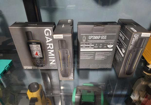 Handheld Gps Finder ( Garmin) - main view