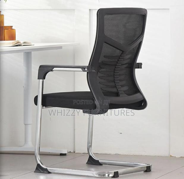 Mesh Office Visitors Seat - main view