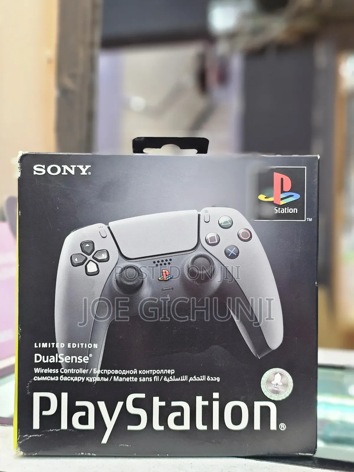 Dualsensetm Wireless Controller – 30th Anniversary Edition