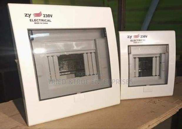 Consumer Unit 4 Way PVC Kh5tfd