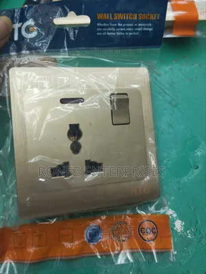 Single Socket, Gold