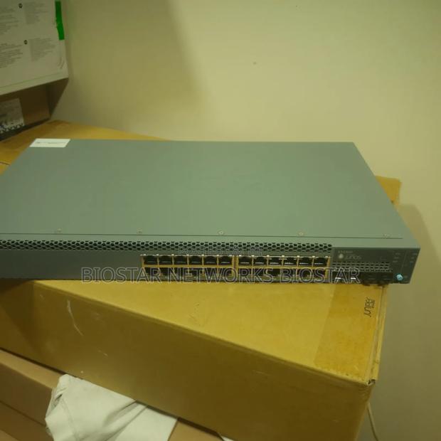 Juniper EX2300-24T. 10gbe Sfp+ Uplinks