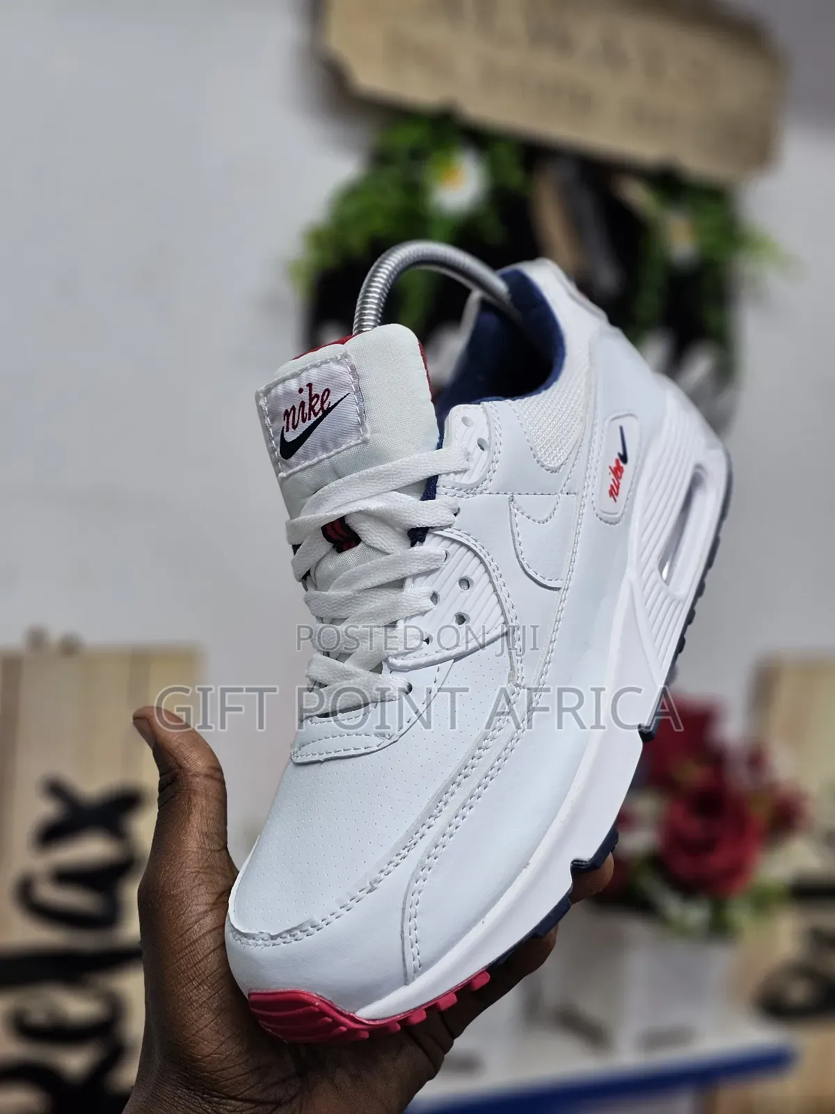 White Unisex Airmax 90 Sneakers