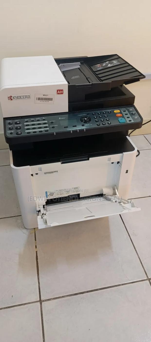 Color Printer A4 Ecosys M5521cdn - main view