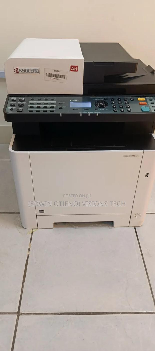 Color Printer A4 Ecosys M5521cdn - thumbnail 2