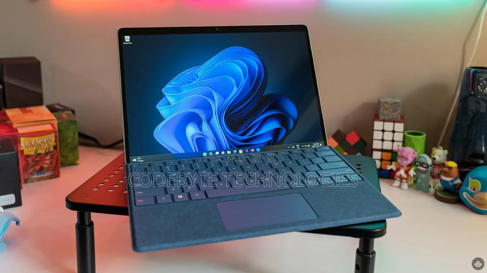 New Laptop Microsoft Surface Pro 9 16GB Intel Core I7 SSD 256GB