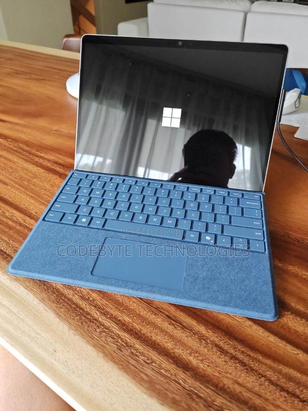 New Laptop Microsoft Surface Pro 9 16GB Intel Core I7 SSD 256GB - thumbnail 2