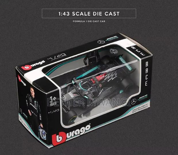 Formula 1 Mercedes Die Cast Lewis Hamilton - thumbnail 6