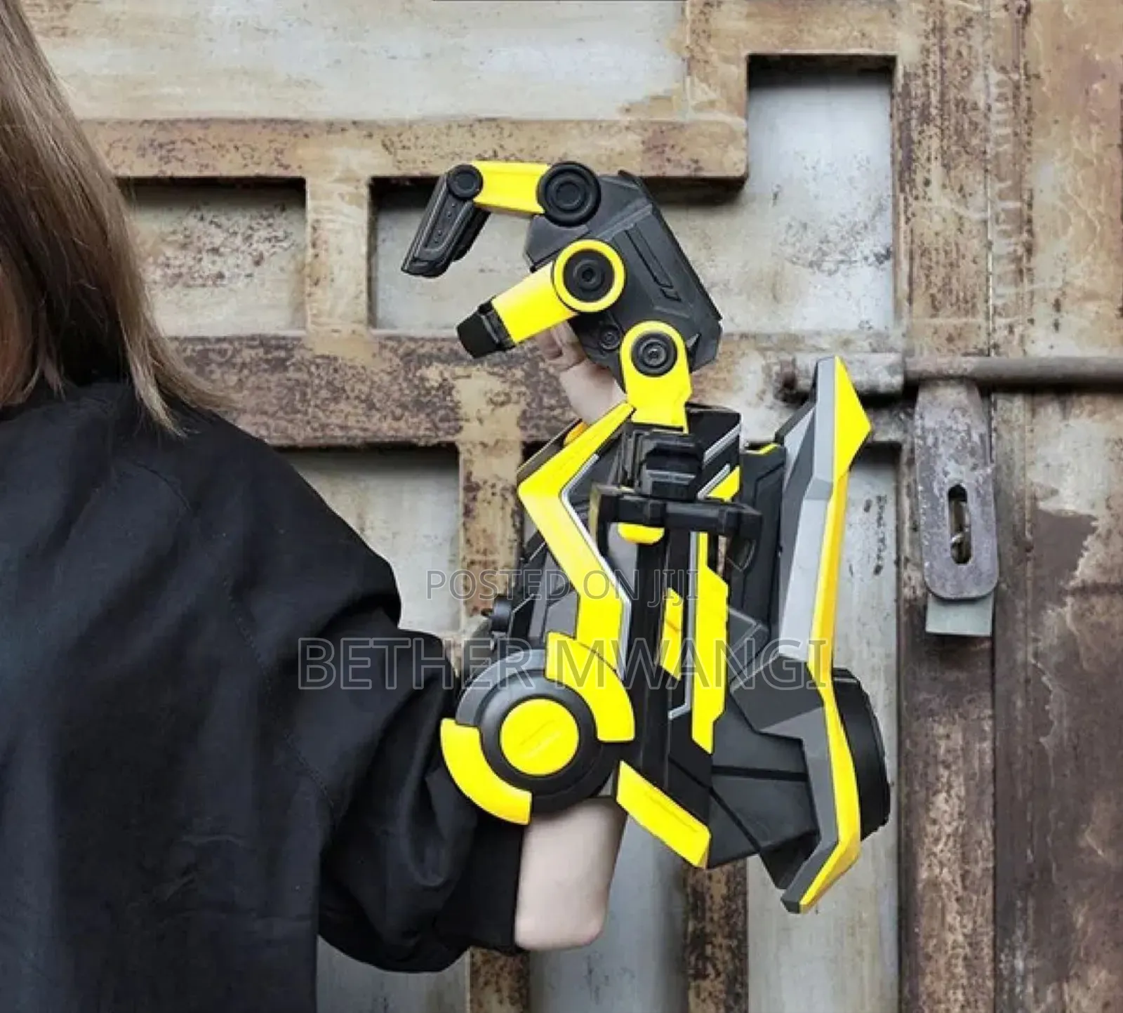 Bumblebee Gauntlet