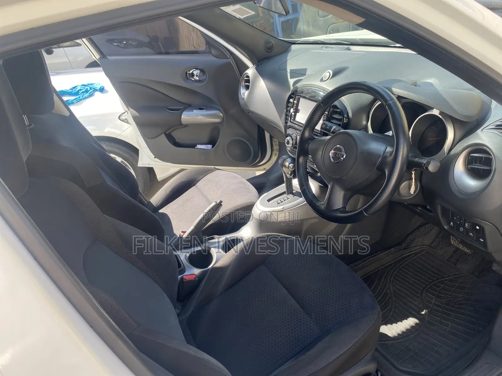 Nissan Juke S FWD 2016 White