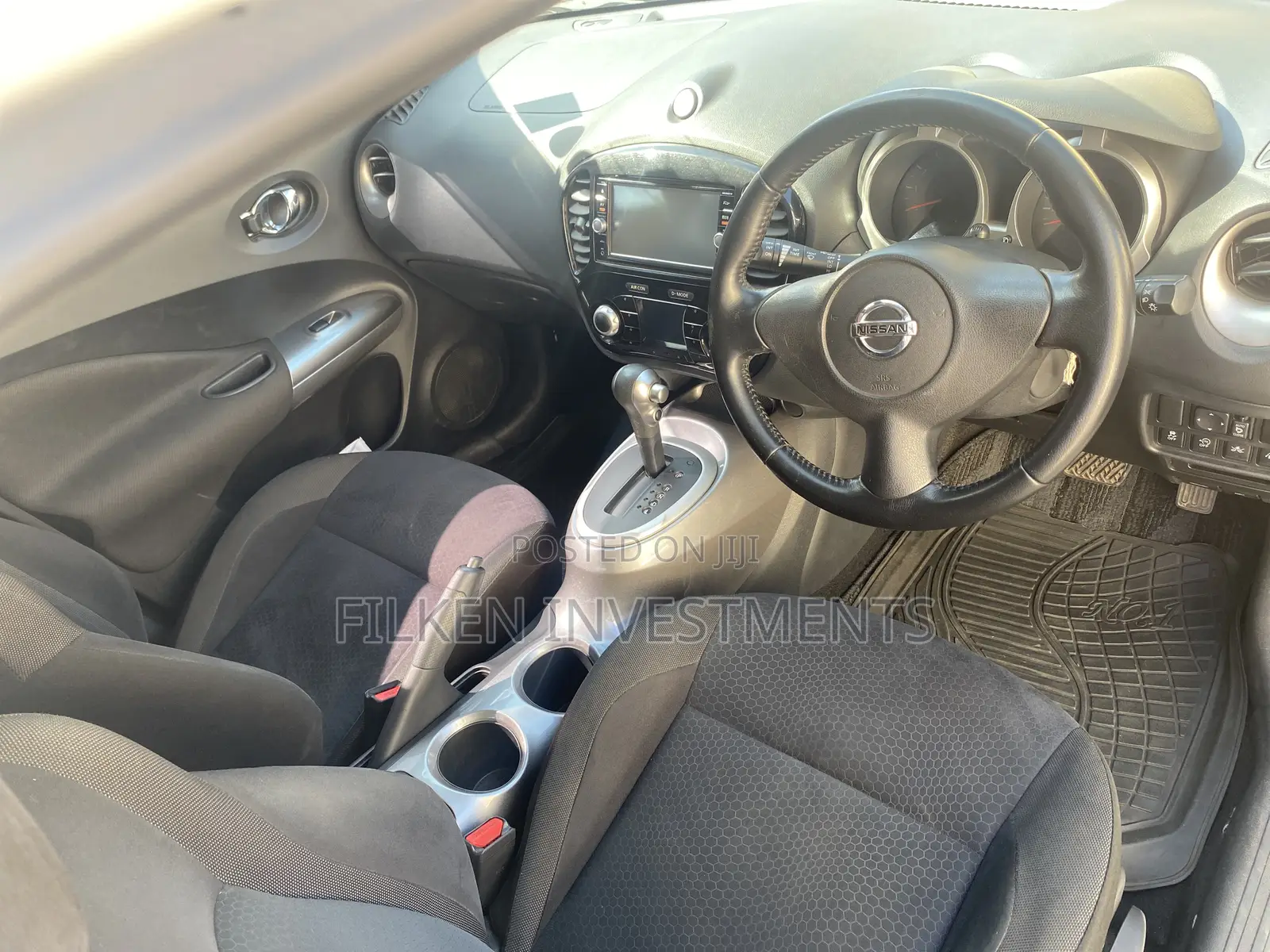 Nissan Juke S FWD 2016 White