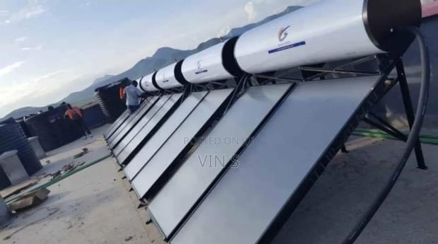 Solar Water Heaters^ Solår Wåter Heåters/Solár Wàter Heãters
