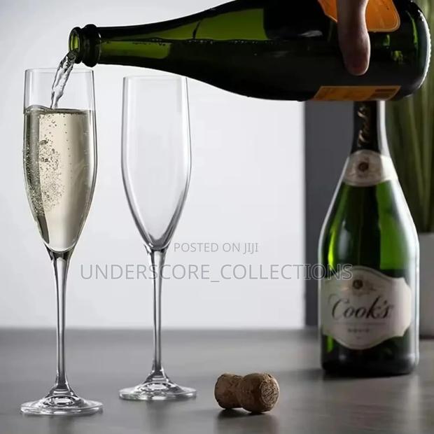 6pcs Crystal Clear Goblet Champagne Glass Capacity.
