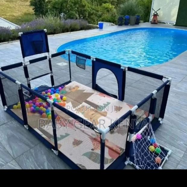Playpen/Play Fence - thumbnail 3
