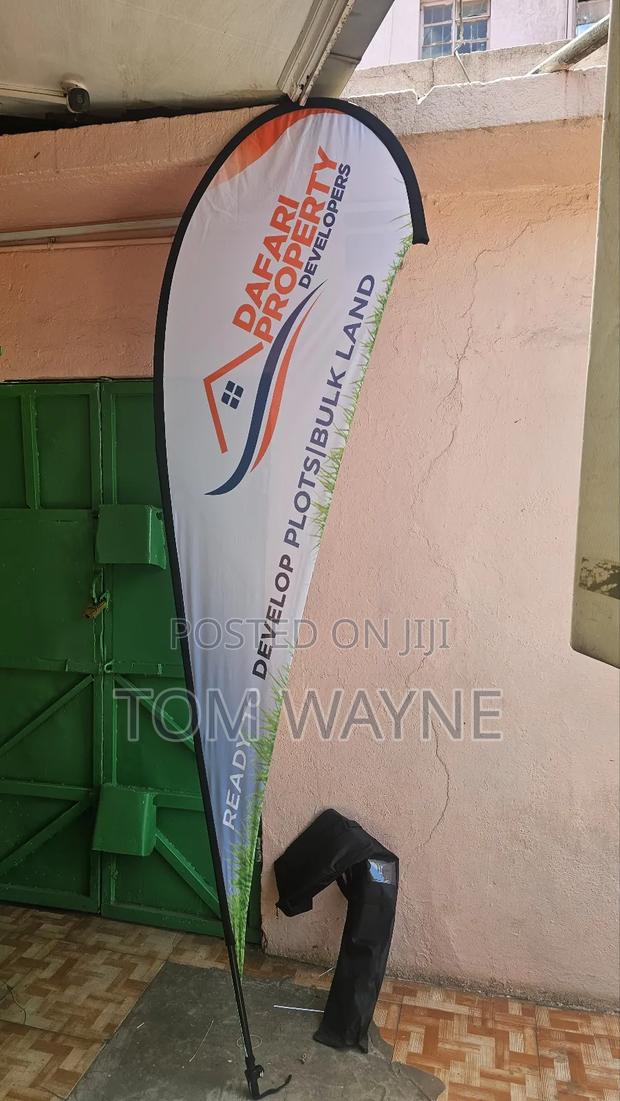 Teardrop Banner Printing - thumbnail 3