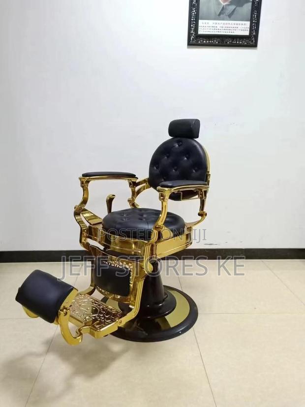Gold Black Classic Barber Chair