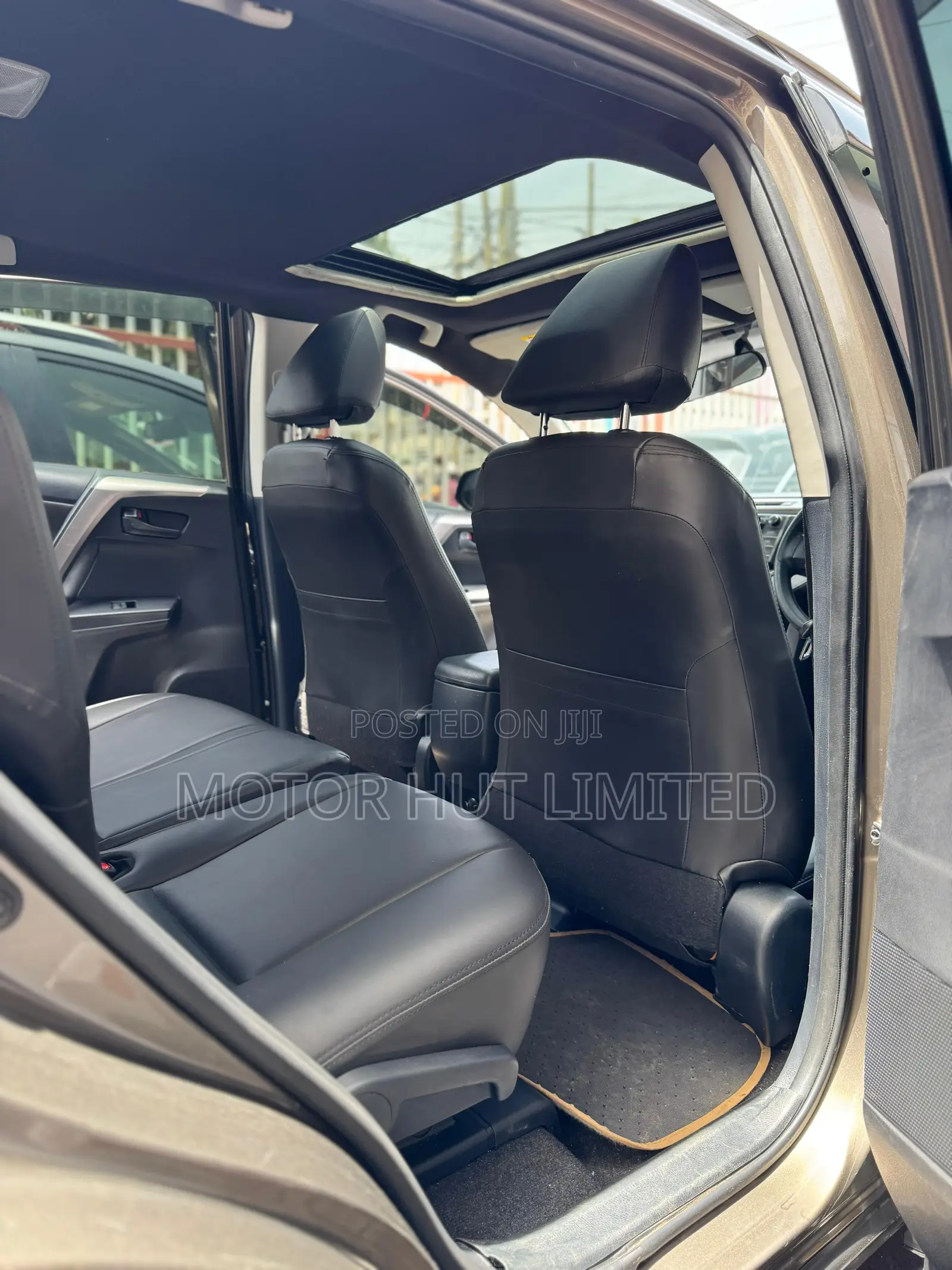 Toyota RAV4 2017 Brown