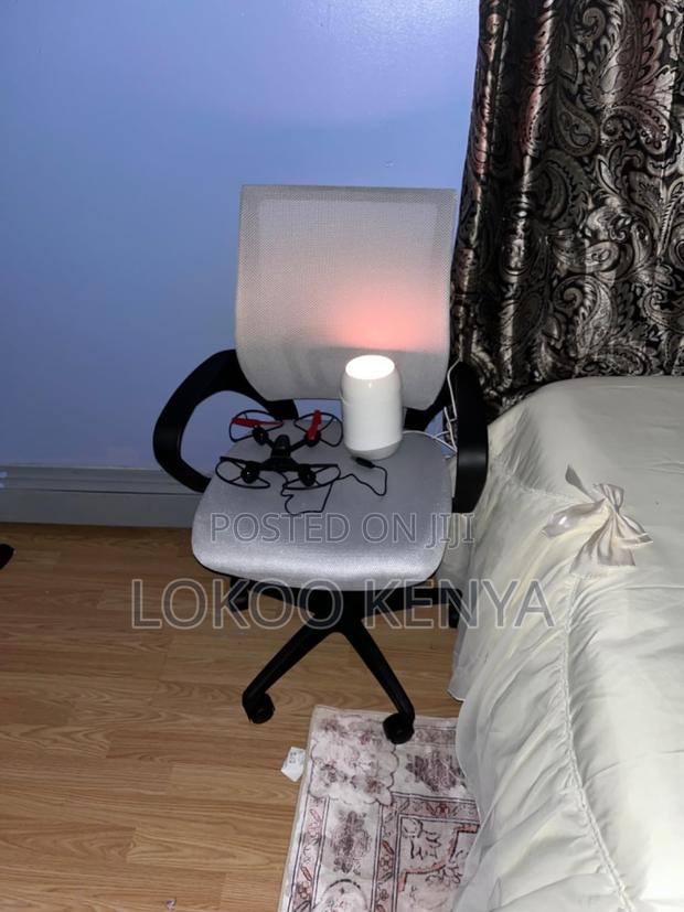 Office Chair :Executive Rolling Swivel Chair - thumbnail 3
