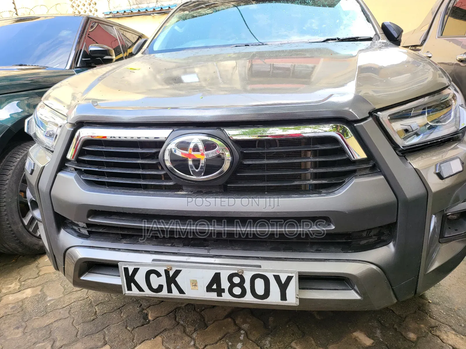 Toyota Hilux 2016 Gray