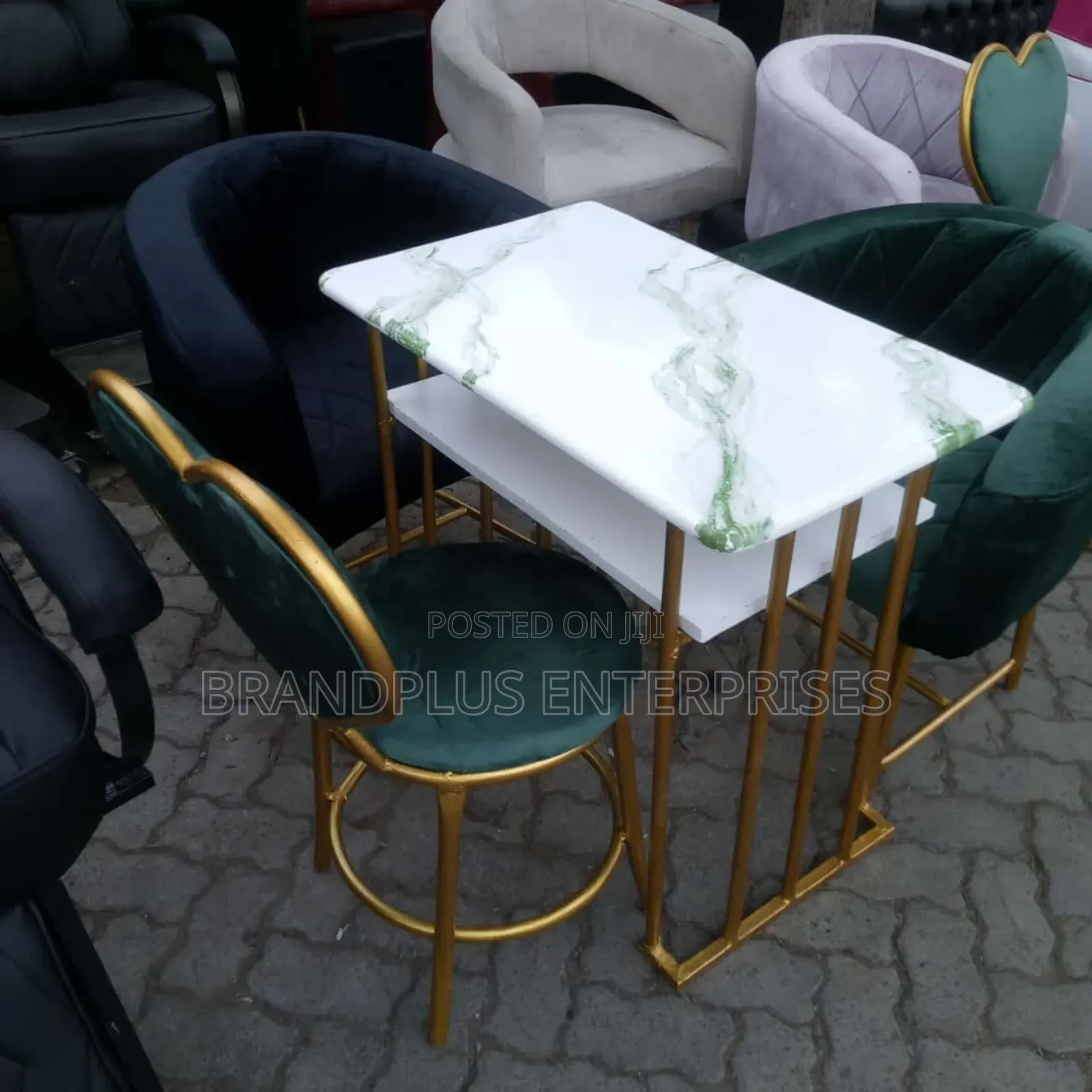 Manicure Set, Table and 2 Chairs