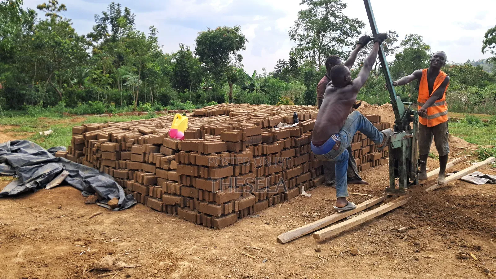 Interlocking Solid Soil Blocks