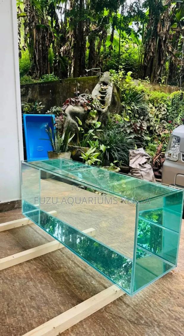 To Quality Customized Aquarium With Quality Glass - main view