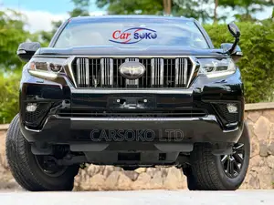 Toyota Land Cruiser Prado 2022 Black