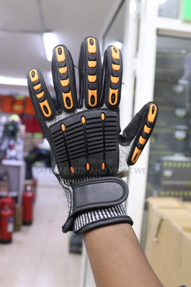 Impact Reducing Cut Resistant Quality Gloves