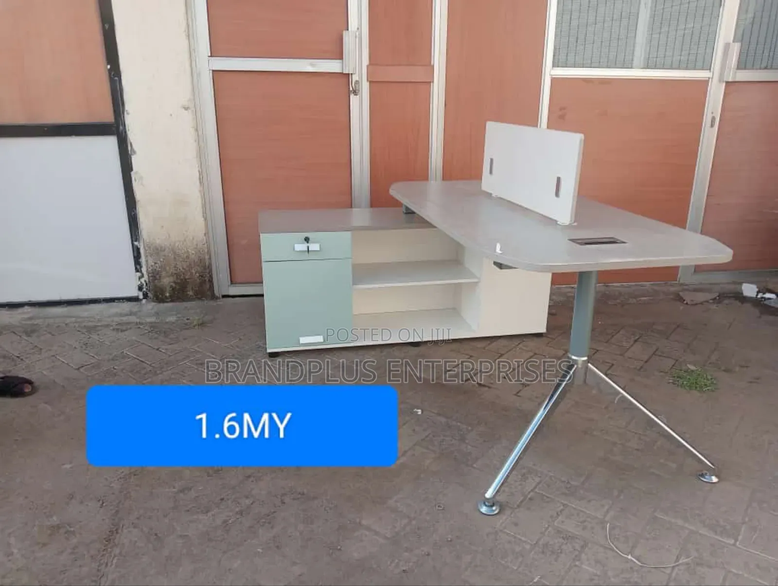 Unique Executive Office Desk