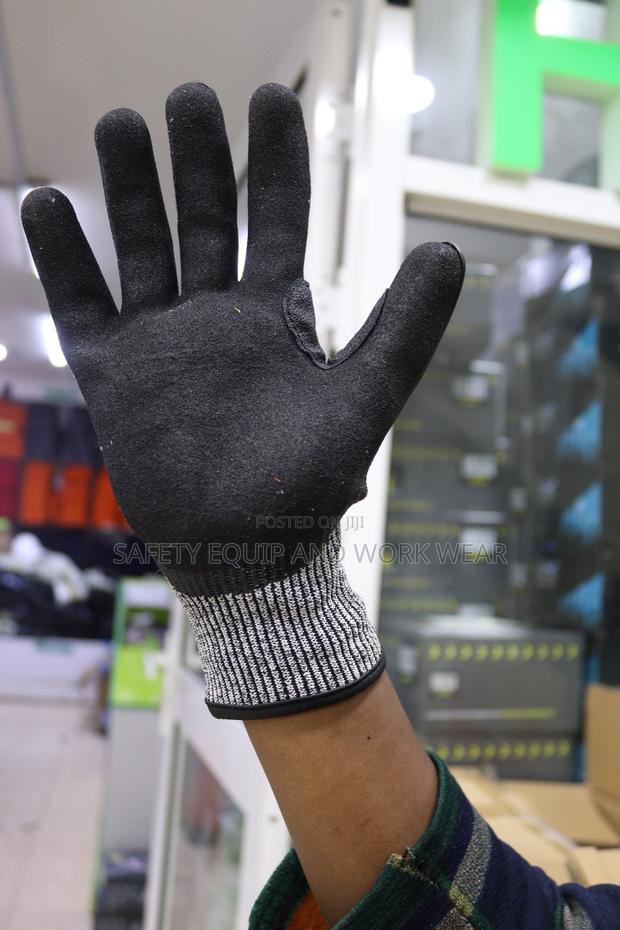 Cut Resistant Gloves Anti Impact Vibration - main view