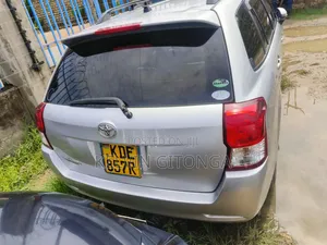 Toyota Corolla Fielder 2014 Silver