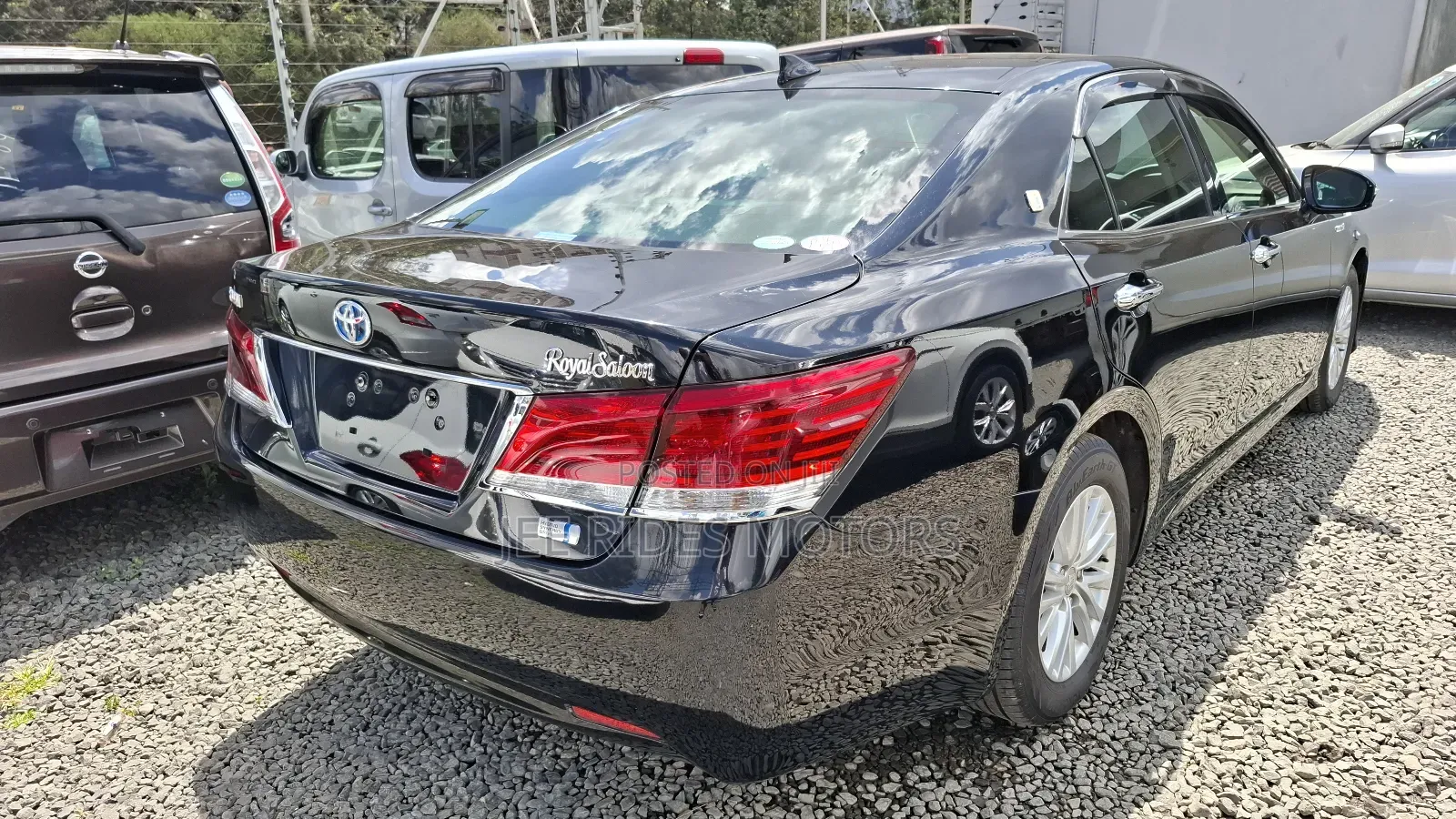 Toyota Crown 2017 Black
