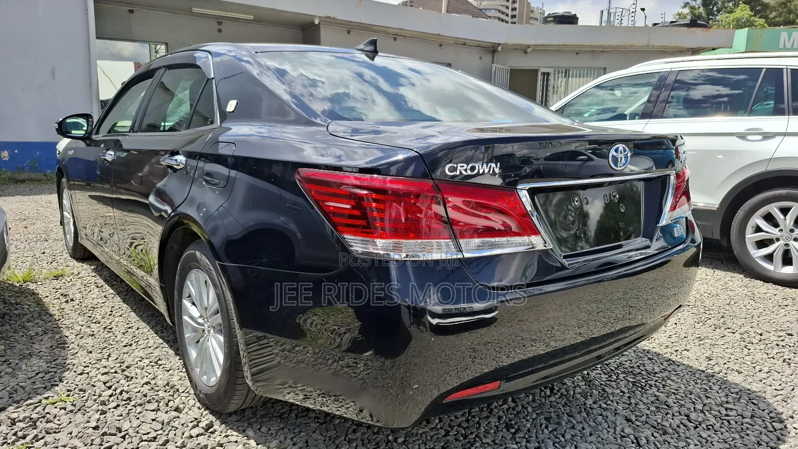Toyota Crown 2017 Black
